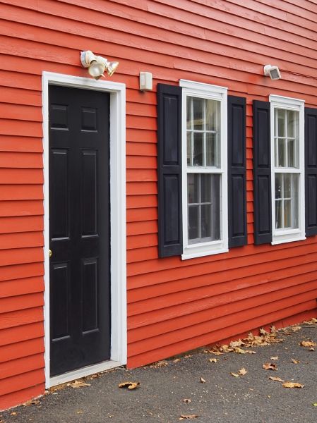Cost of Red Vinyl Siding Installation in Marysville