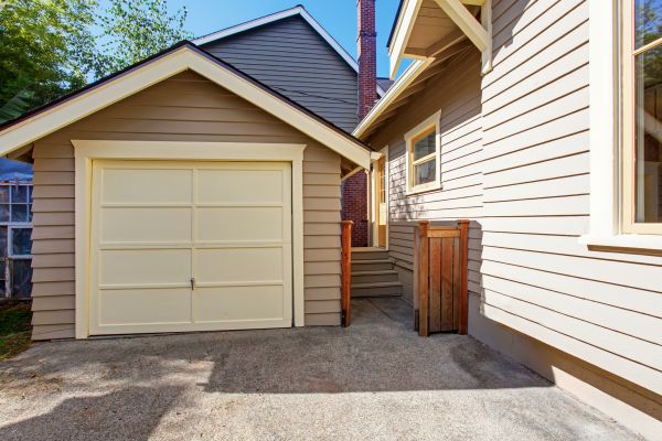 Cost of Garage Siding Replacement in Marysville